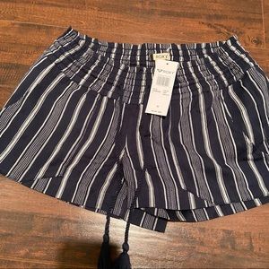 Roxy drawstring shorts